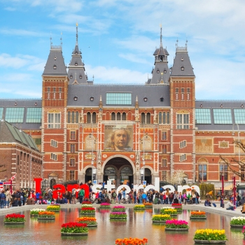 Dutch Universities receive record-breaking international students’ applications